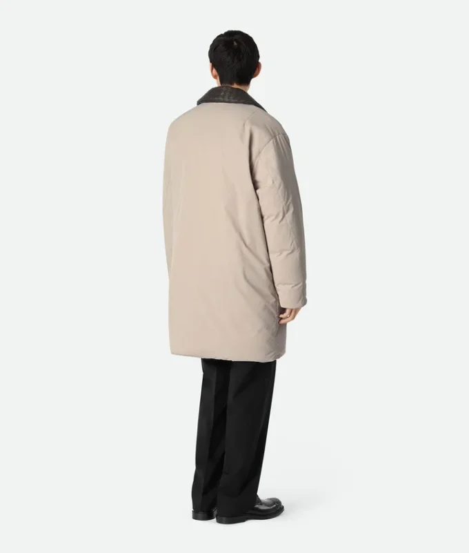 Abrigo de nailon técnico