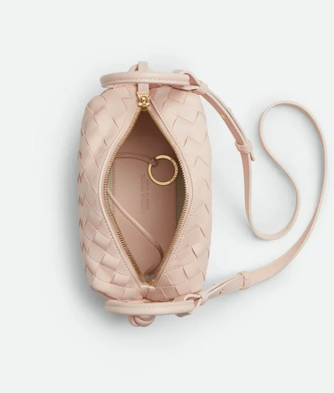 Asa superior en forma de Loop