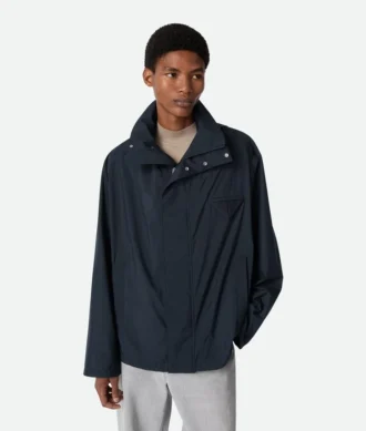 Blouson con capucha de nailon plegable