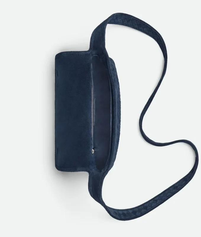 Bolso bandolera con solapa Veneto