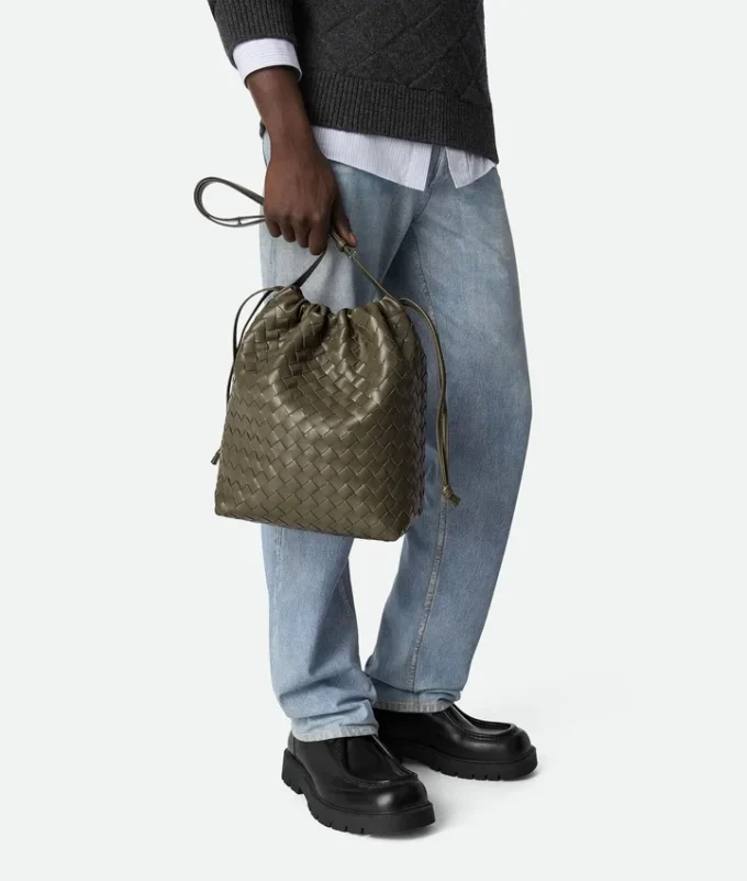 Bolso tipo cubo Intrecciato Biblioteca