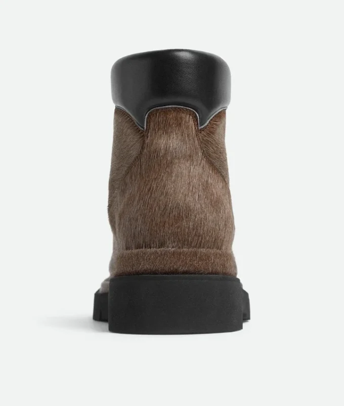 Botas de senderismo con suela de tacos