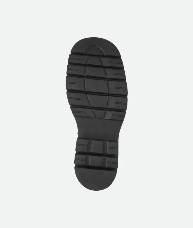 Botas de senderismo con suela de tacos