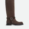 Botas James