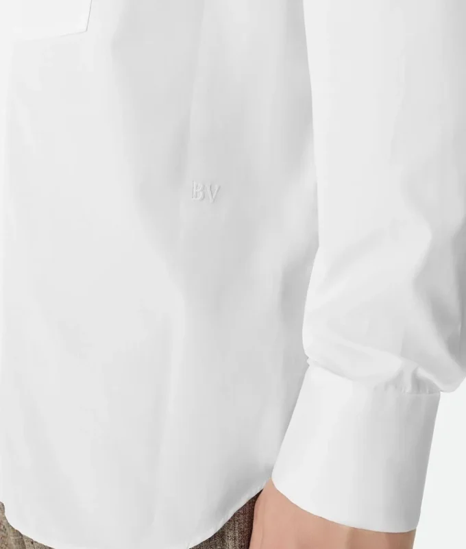 Camisa de popelín con plastrón