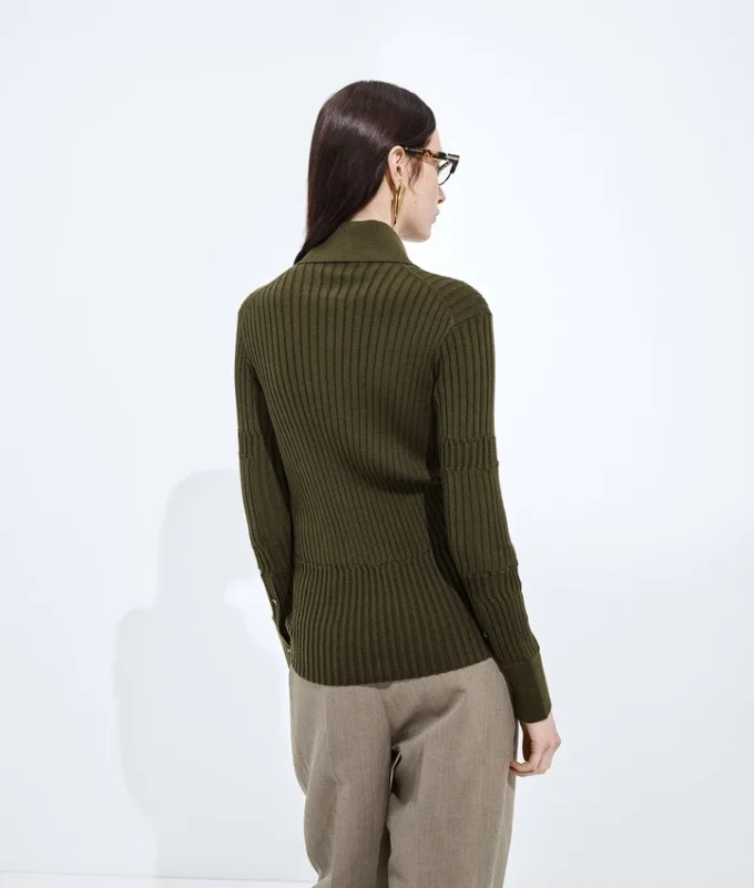 Camisas de cachemira y seda con canalé