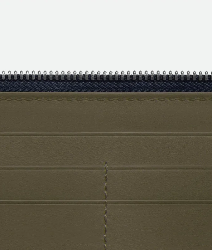 Cartera con cremallera Intrecciata