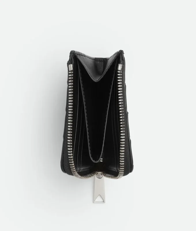 Cartera cuadrada con cremallera Intrecciato