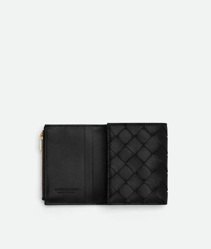 Cartera pequeña plegable en tres con diseño Intrecciato