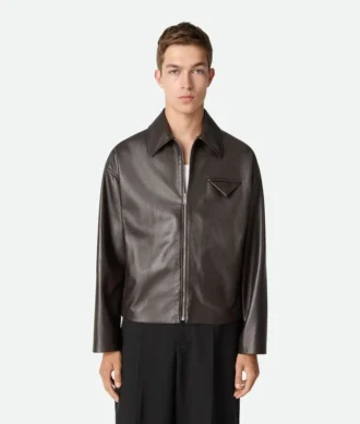 Cazadora de piel brillante