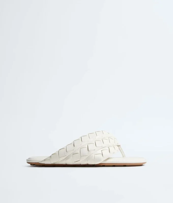 Chanclas planas de salsa