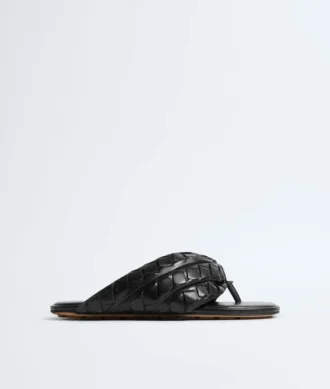 Chanclas planas de salsa