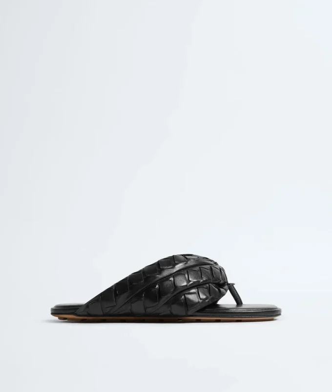 Chanclas planas de salsa