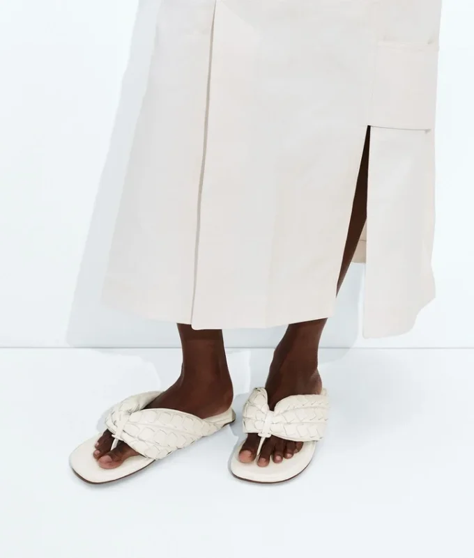 Chanclas planas de salsa