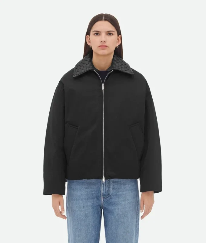 Chaqueta acolchada de nailon técnico