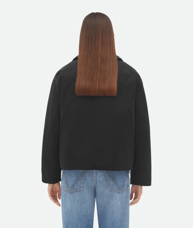 Chaqueta acolchada de nailon técnico