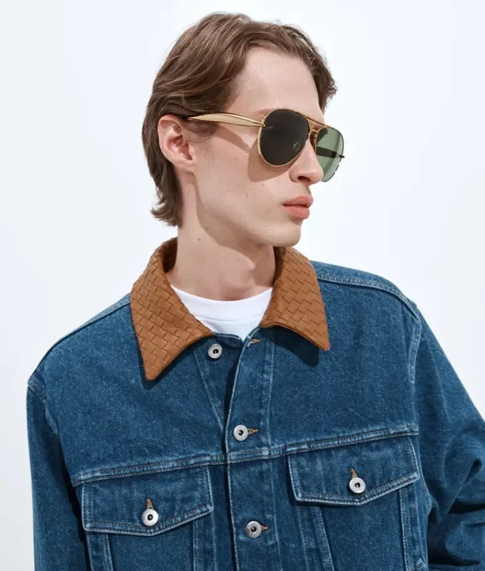 Chaqueta de denim índigo mediana