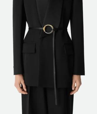 Cinturón con anilla y nudo