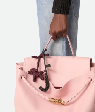 Colgante con la letra J