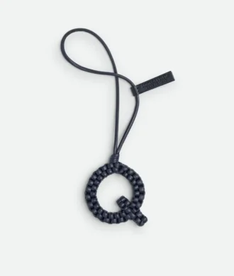 Colgante con la letra Q