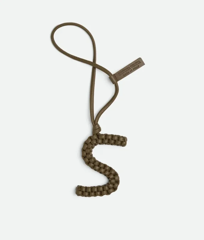 Colgante con la letra S