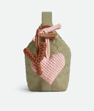 Colgante con la letra Y