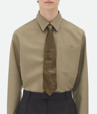 Corbata de piel brillante