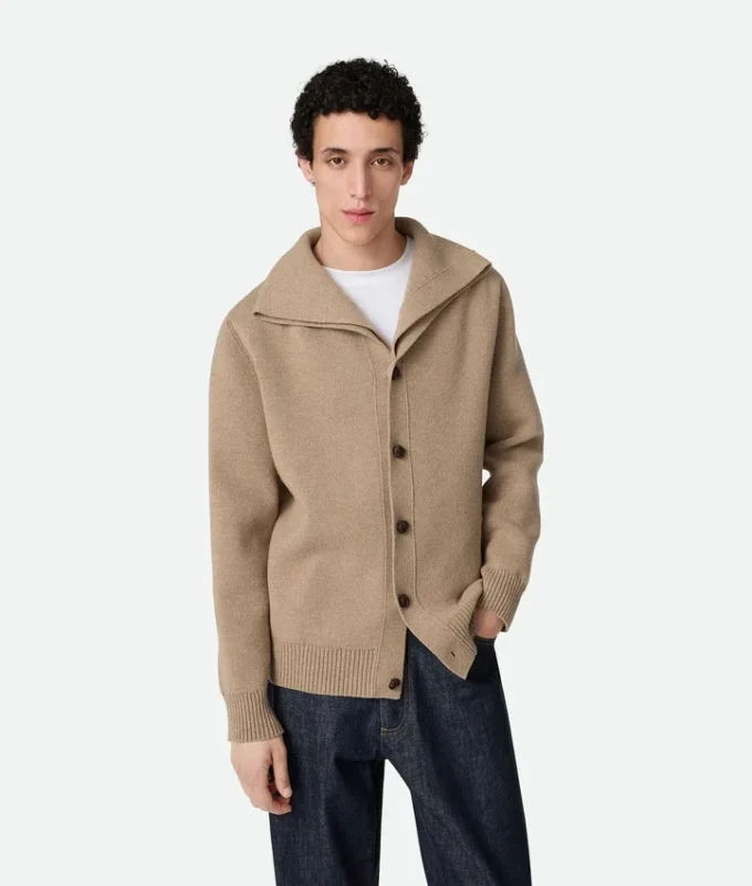 Cárdigan compacto de lana