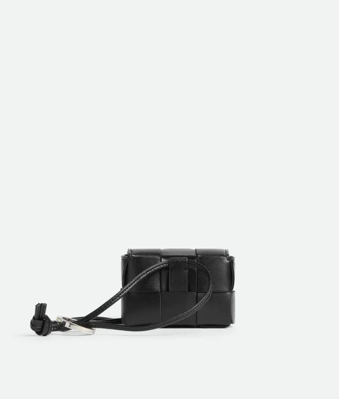 Estuche tipo Cassette para AirPods con correa