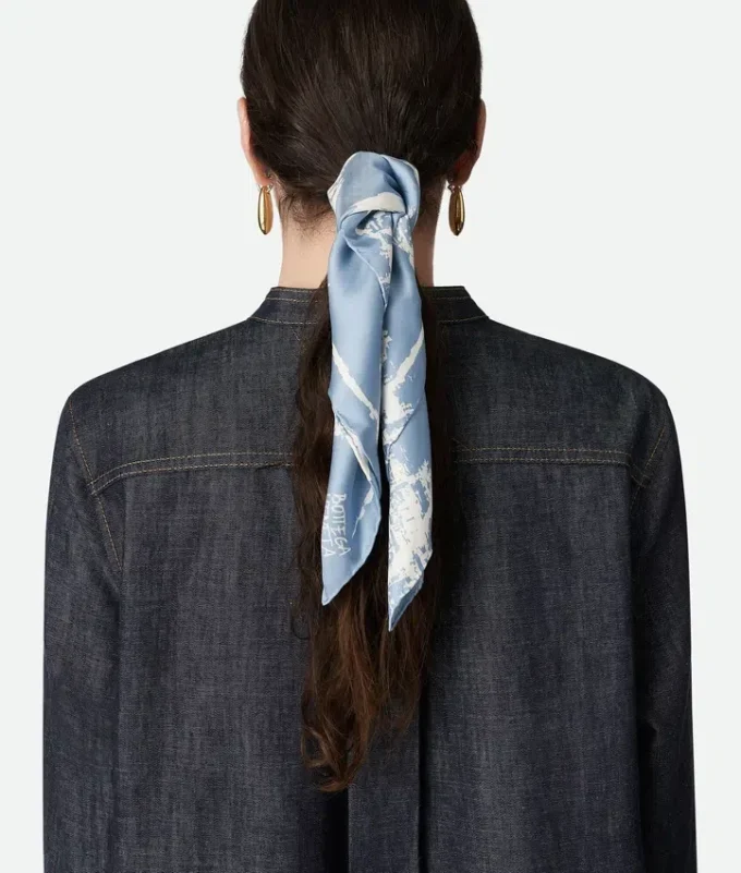 Fular de seda con motivo de postal italiana