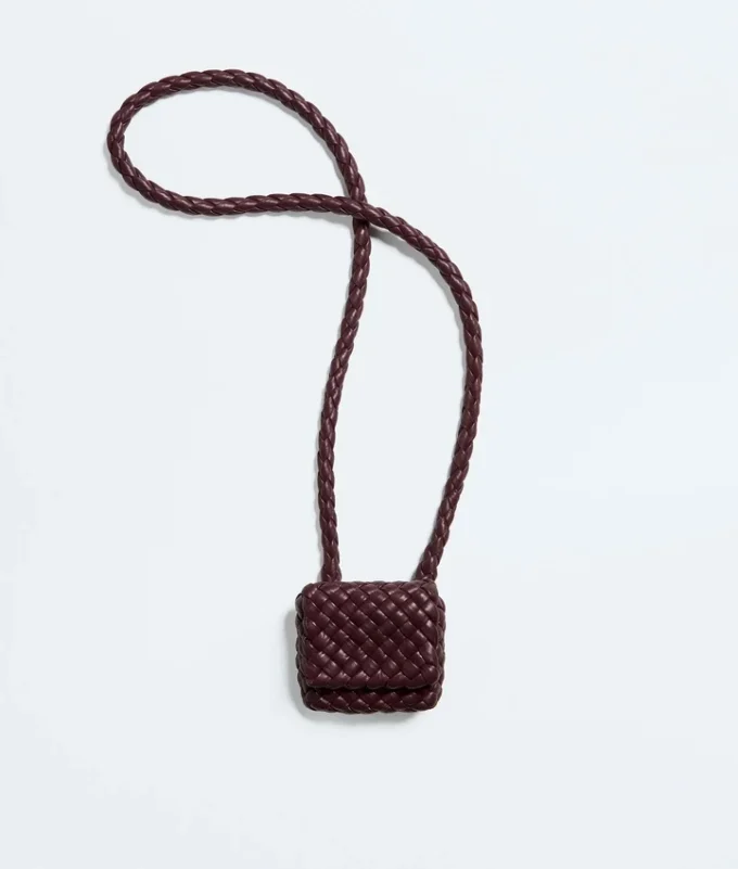 Funda para AirPods Tosca con correa