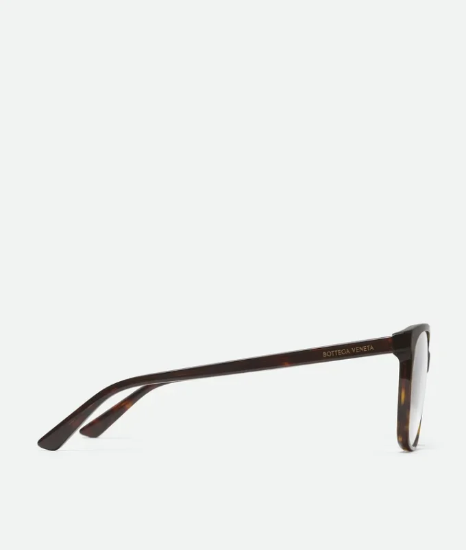 Gafas clásicas cuadradas