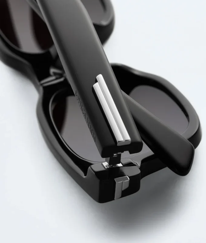 Gafas de sol clásicas de forma cuadrada