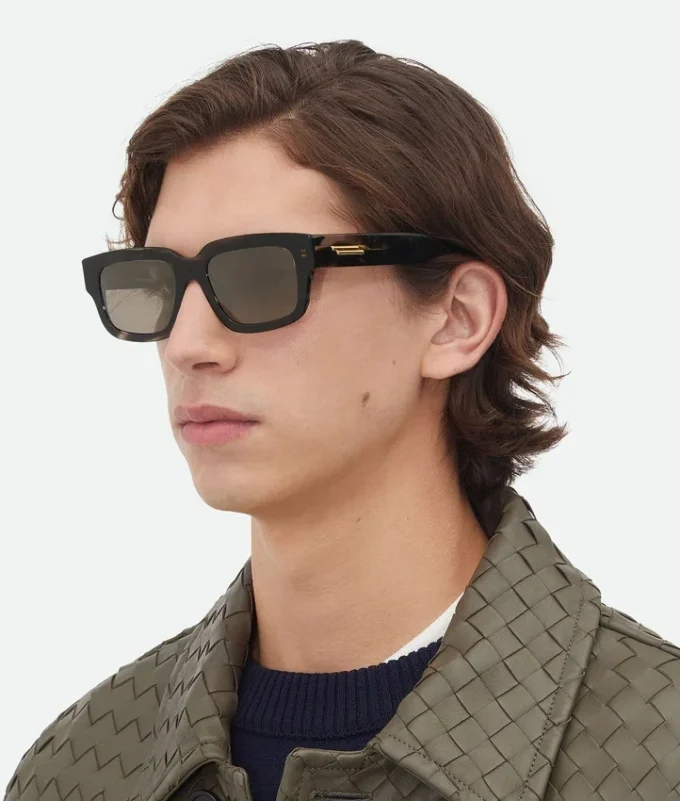 Gafas de sol cuadradas ultrafinas