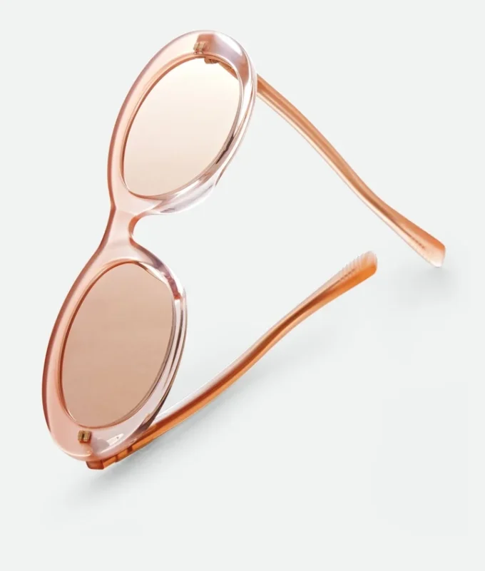 Gafas de sol ovaladas clásicas