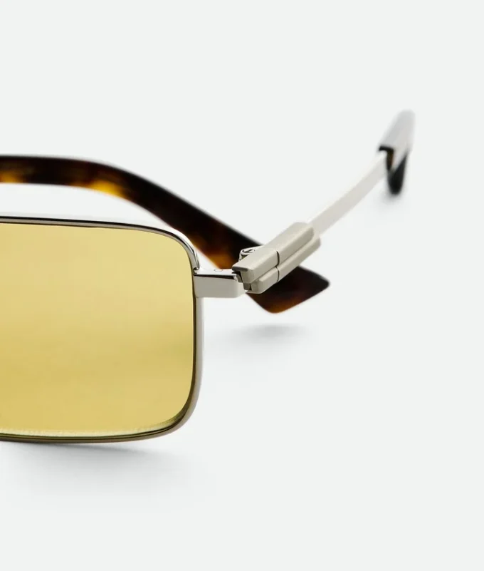 Gafas de sol rectangulares clásicas