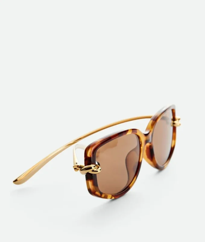 Gafas de sol rectangulares con nudo