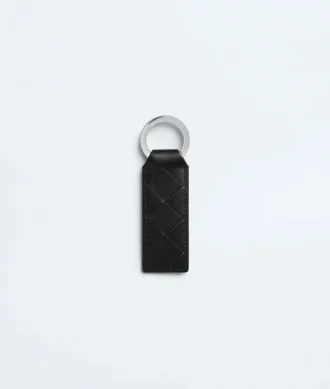 Llavero con lengüeta