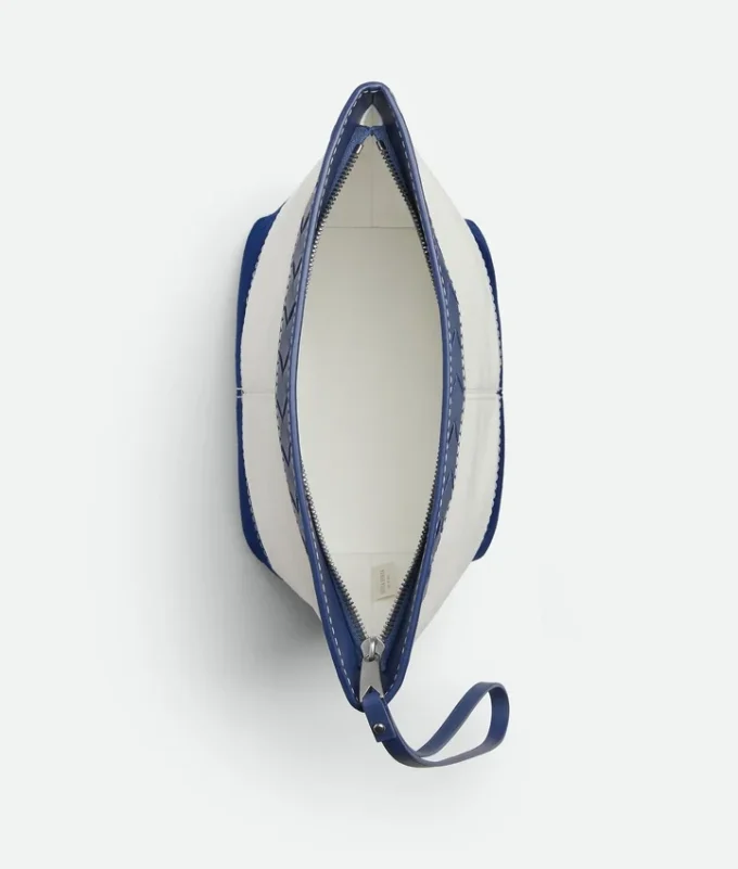 Medium Pouch with flap