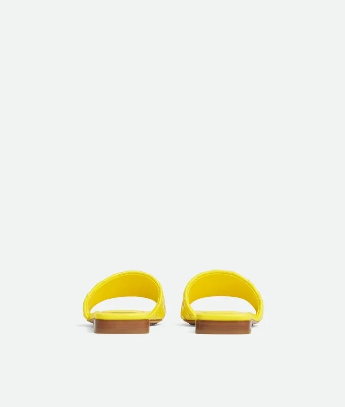 Zapatos planos tipo mule de Parco