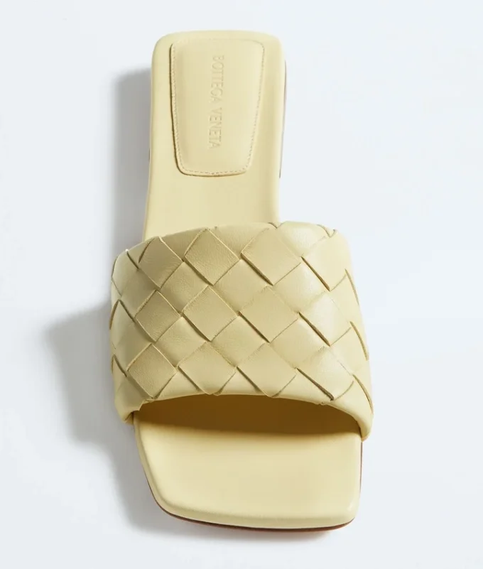 Zapatos planos tipo mule de Parco