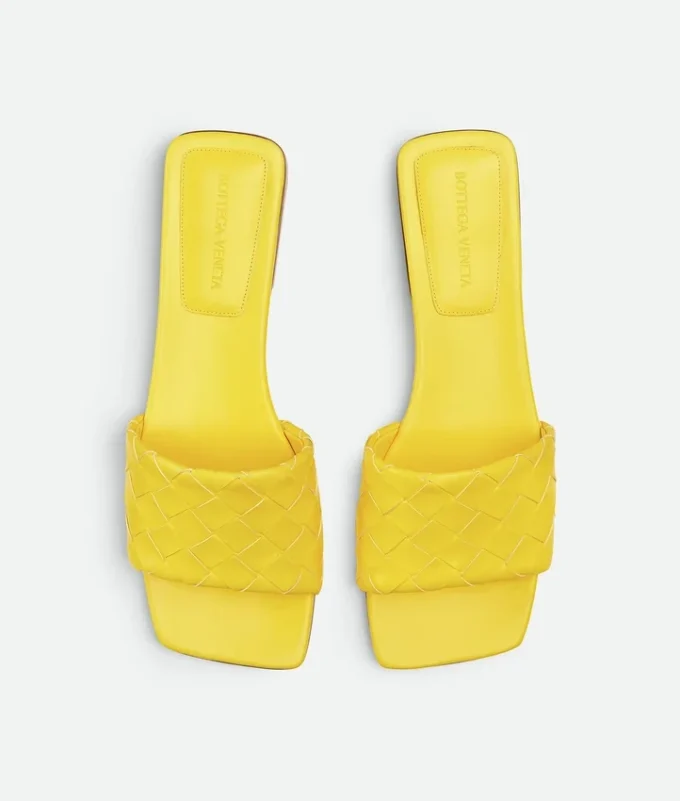 Zapatos planos tipo mule de Parco