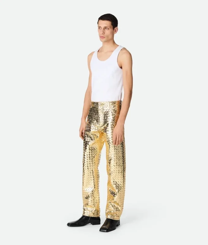 Pantalones rectos de piel Intrecciato laminada