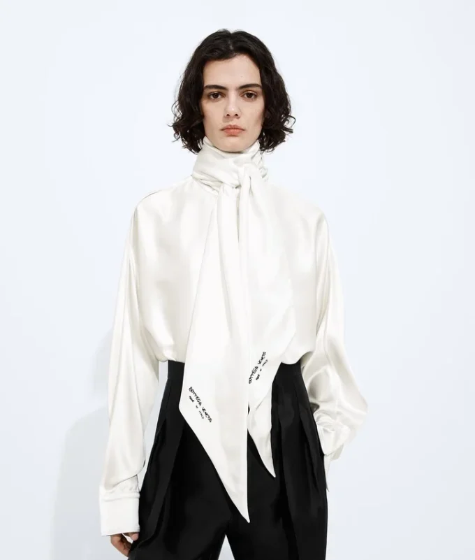 Pañuelo grande de sarga