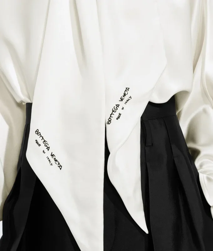 Pañuelo grande de sarga