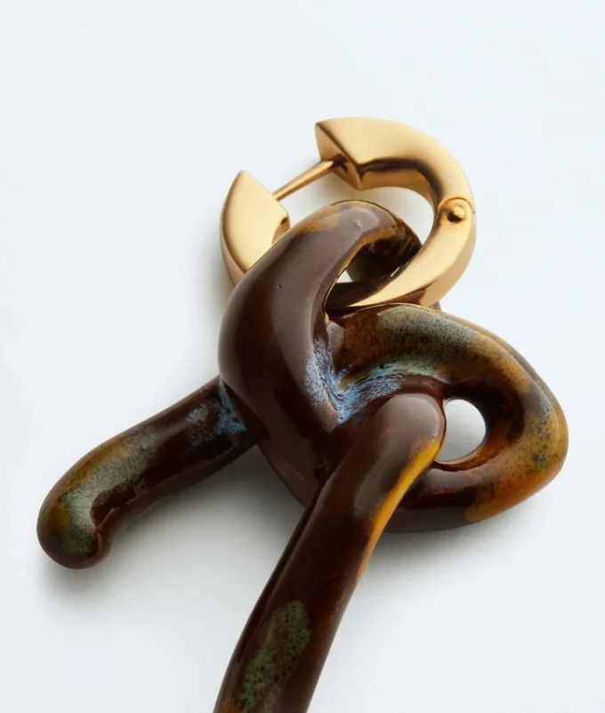 Pendiente individual con nudo