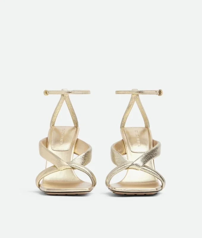 Sandalia con correa Riva