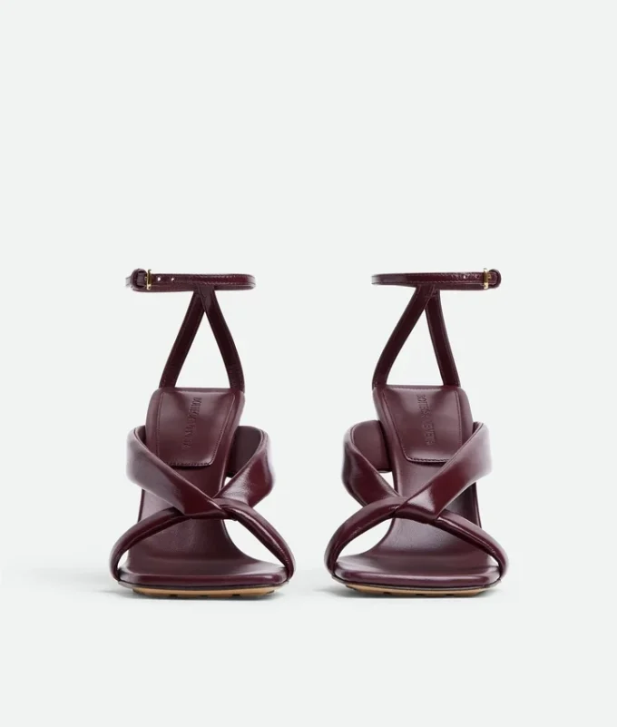 Sandalia con correa Riva