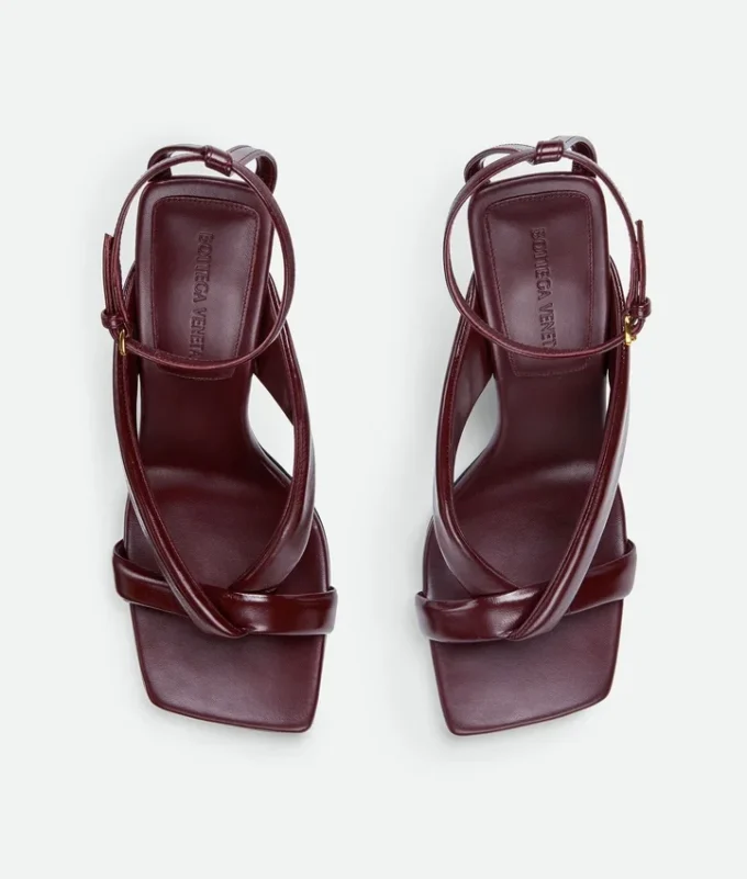 Sandalia con correa Riva