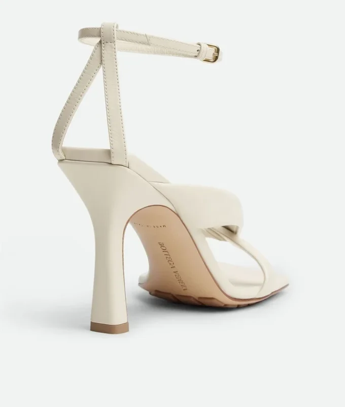 Sandalia con correa Riva